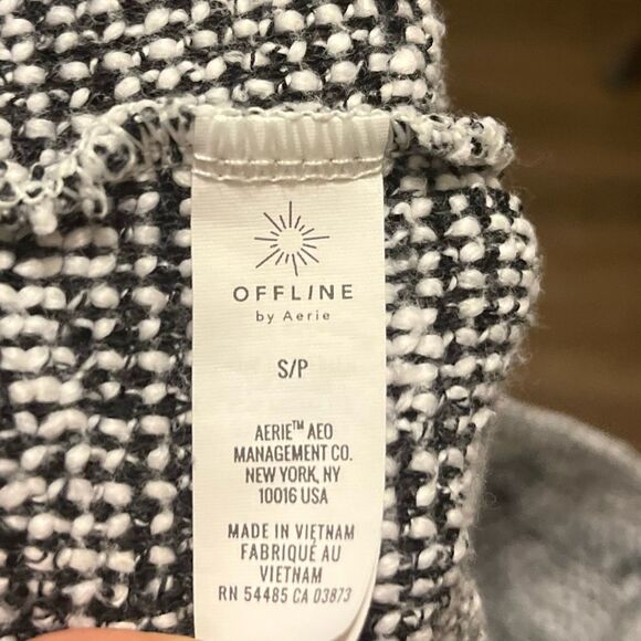Offline by Aerie Snow Day Black and White Knit Joggers - Picture 8 of 8
